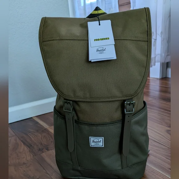 Herschel Supply Co Retreat Pro Military Olive / Ivy / Lime Backpack Nwt ❤️ - Picture 3 of 9